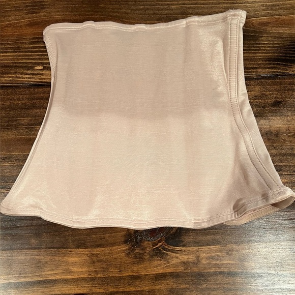 Miraclesuit corset, size small, nude, EUC, eyelet closure, waistline, slimming - Picture 2 of 4